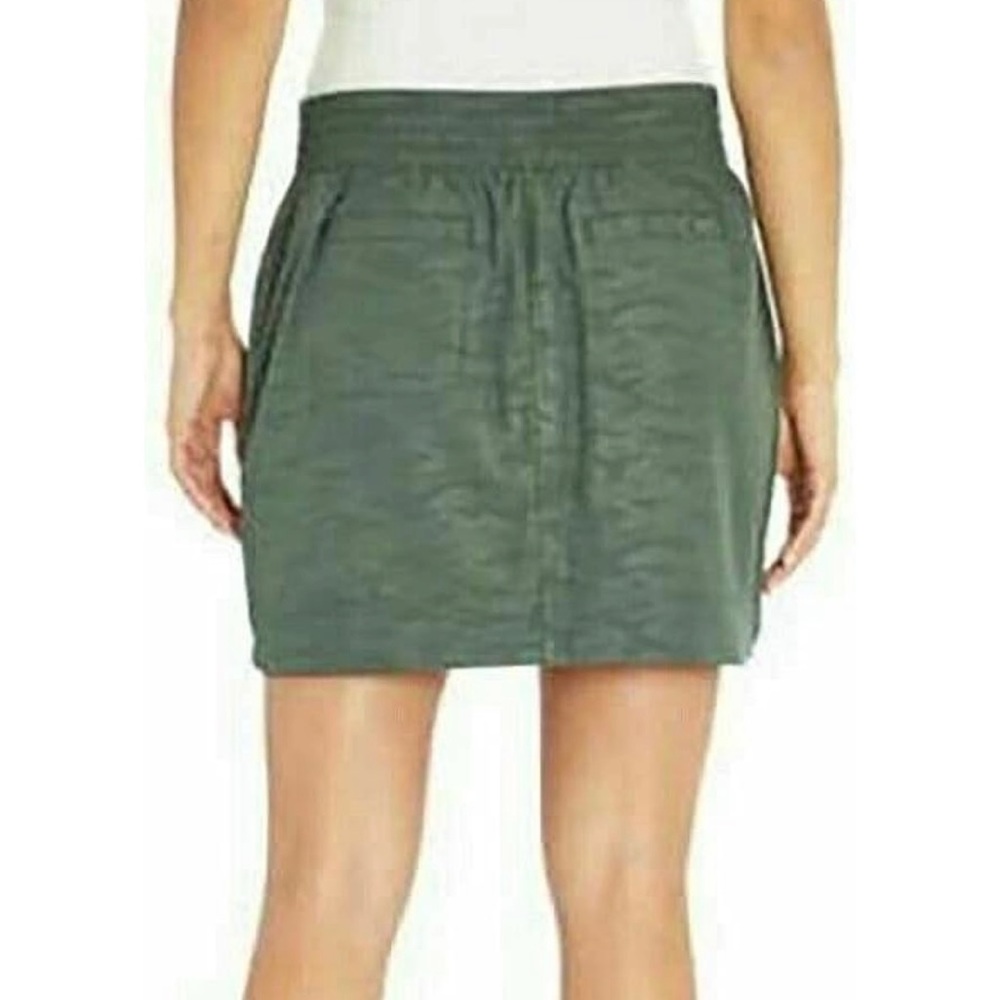 Orvis Camo Travel Skort - Picture 3 of 12